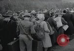 Standbild deutschen Flüchtlinge Sowjetunion, 1945, aus Sekunde 32 historischem Filmmaterial Videoclip 65675066468