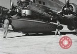 Standbild Airborne leben Boot United States USA, 1944, aus Sekunde 5 historischem Filmmaterial Videoclip 65675066481