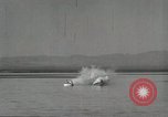 Standbild Airborne leben Boot United States USA, 1944, aus Sekunde 13 historischem Filmmaterial Videoclip 65675066481