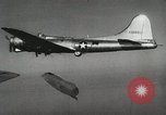 Standbild Airborne leben Boot United States USA, 1944, aus Sekunde 30 historischem Filmmaterial Videoclip 65675066481