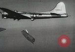 Standbild Airborne leben Boot United States USA, 1944, aus Sekunde 31 historischem Filmmaterial Videoclip 65675066481