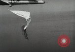 Standbild Airborne leben Boot United States USA, 1944, aus Sekunde 34 historischem Filmmaterial Videoclip 65675066481