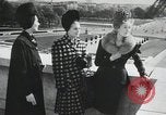 Standbild Pariser designer kleider Paris Frankreich, 1944, aus Sekunde 34 historischem Filmmaterial Videoclip 65675066482