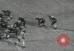 Image match de football Durham North Carolina USA, 1944, de la seconde 55 séquences d'archives historiques vidéo 65675066483