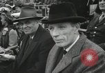 Image Navy versus Notre Dame football game Baltimore Maryland USA, 1944, de la seconde 14 séquences d'archives historiques vidéo 65675066484