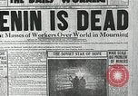 Immagine di Lenin la morte di Stalin e aumento di Mosca prove e grandi Purge La Russia Unione Sovietica, 1930, secondo 7 filmato di repertorio 65675066491