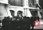Standbild anti-kommunistischen Demonstrationen in Europa Osteuropa, 1956, aus Sekunde 1 historischem Filmmaterial Videoclip 65675066495