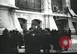 Standbild anti-kommunistischen Demonstrationen in Europa Osteuropa, 1956, aus Sekunde 4 historischem Filmmaterial Videoclip 65675066495