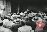 Standbild anti-kommunistischen Demonstrationen in Europa Osteuropa, 1956, aus Sekunde 18 historischem Filmmaterial Videoclip 65675066495
