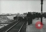 Standbild anti-kommunistischen Demonstrationen in Europa Osteuropa, 1956, aus Sekunde 24 historischem Filmmaterial Videoclip 65675066495