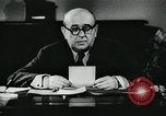 Standbild anti-kommunistischen Demonstrationen in Europa Osteuropa, 1956, aus Sekunde 51 historischem Filmmaterial Videoclip 65675066495