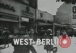 Standbild Ost und West Berlin Deutschland, 1961, aus Sekunde 31 historischem Filmmaterial Videoclip 65675066497