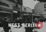 Standbild Ost und West Berlin Deutschland, 1961, aus Sekunde 32 historischem Filmmaterial Videoclip 65675066497