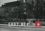 Standbild Ost und West Berlin Deutschland, 1961, aus Sekunde 36 historischem Filmmaterial Videoclip 65675066497