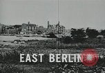 Standbild Ost und West Berlin Deutschland, 1961, aus Sekunde 43 historischem Filmmaterial Videoclip 65675066497