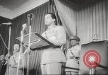 Standbild King Faisal II und Nuri as-sagte vor dem Aufstand im Irak Irak, 1958, aus Sekunde 12 historischem Filmmaterial Videoclip 65675066499