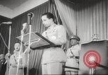 Standbild King Faisal II und Nuri as-sagte vor dem Aufstand im Irak Irak, 1958, aus Sekunde 13 historischem Filmmaterial Videoclip 65675066499