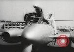 Standbild Schleudersitz Deutschland, 1958, aus Sekunde 4 historischem Filmmaterial Videoclip 65675066501