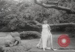 Standbild verwestlicht Kimonos Japan, 1958, aus Sekunde 10 historischem Filmmaterial Videoclip 65675066503