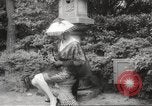 Standbild verwestlicht Kimonos Japan, 1958, aus Sekunde 28 historischem Filmmaterial Videoclip 65675066503