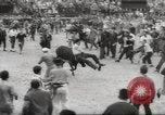 Standbild Stierkampf Pamplona Spanien, 1958, aus Sekunde 54 historischem Filmmaterial Videoclip 65675066508