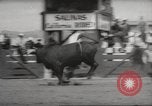 Immagine di Rodeo Salinas California USA, 1958, secondo 61 filmato di repertorio 65675066520