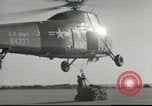 Standbild Sikorsky H-34 Hubschrauber Beirut Libanon, 1958, aus Sekunde 19 historischem Filmmaterial Videoclip 65675066532