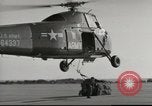 Standbild Sikorsky H-34 Hubschrauber Beirut Libanon, 1958, aus Sekunde 29 historischem Filmmaterial Videoclip 65675066532