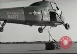 Standbild Sikorsky H-34 Hubschrauber Beirut Libanon, 1958, aus Sekunde 34 historischem Filmmaterial Videoclip 65675066532