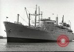 Standbild USS Upshur Beirut Libanon, 1958, aus Sekunde 15 historischem Filmmaterial Videoclip 65675066533