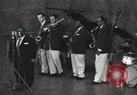 Image Jimmy Rushing effectuant sur scène avec son combo Allemagne, 1960, de la seconde 29 séquences d'archives historiques vidéo 65675066556