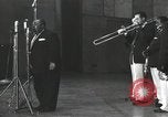 Image Jimmy Rushing effectuant sur scène avec son combo Allemagne, 1960, de la seconde 42 séquences d'archives historiques vidéo 65675066556