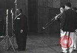 Image Jimmy Rushing effectuant sur scène avec son combo Allemagne, 1960, de la seconde 45 séquences d'archives historiques vidéo 65675066556
