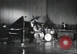 Immagine di Modern Jazz Quartet Germania, 1960, secondo 12 filmato di repertorio 65675066558