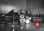 Immagine di Modern Jazz Quartet Germania, 1960, secondo 61 filmato di repertorio 65675066558