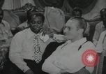 Standbild Louis Armstrong United States USA, 1960, aus Sekunde 49 historischem Filmmaterial Videoclip 65675066561