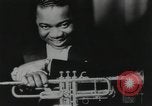 Standbild Louis Armstrong United States USA, 1960, aus Sekunde 62 historischem Filmmaterial Videoclip 65675066561