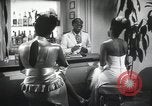Standbild Louis Armstrong singt United States USA, 1943, aus Sekunde 4 historischem Filmmaterial Videoclip 65675066562