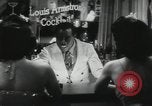 Standbild Louis Armstrong singt United States USA, 1943, aus Sekunde 41 historischem Filmmaterial Videoclip 65675066562
