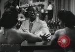Standbild Louis Armstrong singt United States USA, 1943, aus Sekunde 50 historischem Filmmaterial Videoclip 65675066562