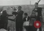 Standbild Louis Armstrong United States USA, 1960, aus Sekunde 20 historischem Filmmaterial Videoclip 65675066563