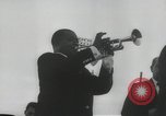 Standbild Louis Armstrong United States USA, 1960, aus Sekunde 28 historischem Filmmaterial Videoclip 65675066563