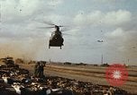 Standbild CH-47 Chinook Vietnam, 1969, aus Sekunde 11 historischem Filmmaterial Videoclip 65675066567