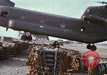 Standbild CH-47 Chinook Vietnam, 1969, aus Sekunde 56 historischem Filmmaterial Videoclip 65675066567