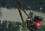 Standbild Munition laden Vietnam, 1969, aus Sekunde 30 historischem Filmmaterial Videoclip 65675066568