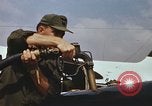 Standbild U-21 Ute Flugzeuge Vietnam lange Binh, 1969, aus Sekunde 19 historischem Filmmaterial Videoclip 65675066576