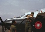 Standbild U-21 Ute Flugzeuge Vietnam lange Binh, 1969, aus Sekunde 23 historischem Filmmaterial Videoclip 65675066576