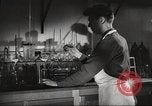 Immagine di Nutrizione soldato nella seconda guerra mondiale United States USA, 1943, secondo 62 filmato di repertorio 65675066585