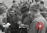 Standbild Congressional Gruppe in Camp Lucky Strike Saint Valery Frankreich, 1945, aus Sekunde 6 historischem Filmmaterial Videoclip 65675066602