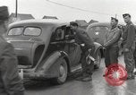 Standbild Congressional Gruppe in Camp Lucky Strike Saint Valery Frankreich, 1945, aus Sekunde 58 historischem Filmmaterial Videoclip 65675066602